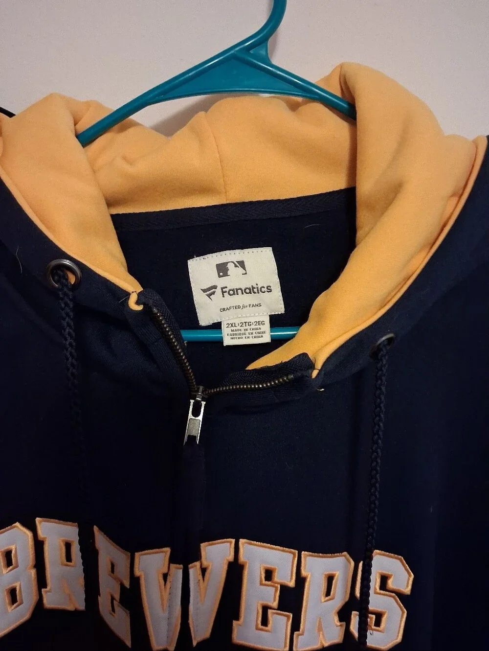 Fanatics official looking